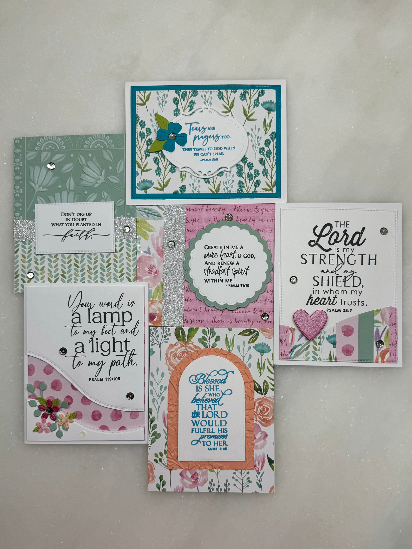 Encouraged by Faith Set (D01)